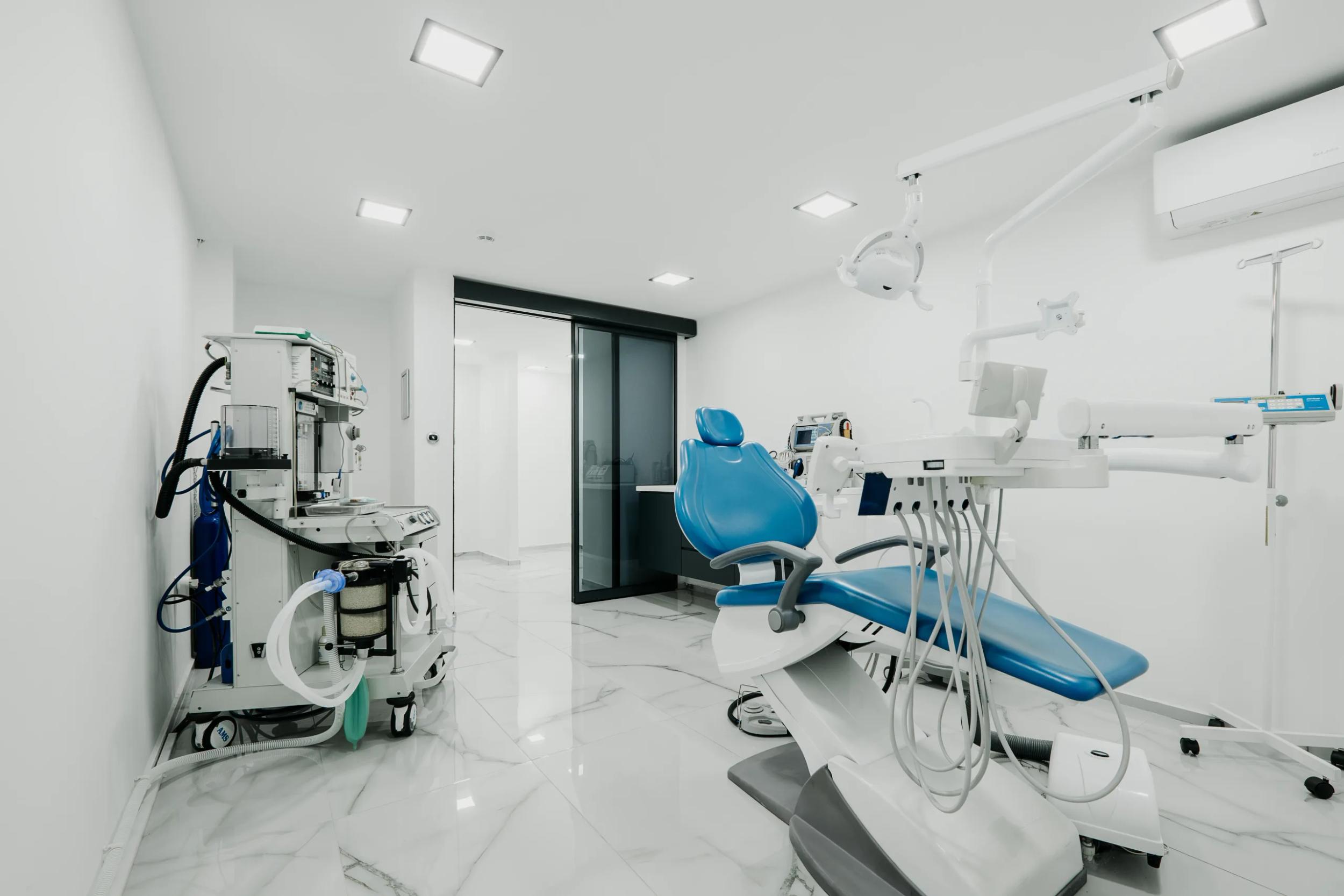 EUSmiles Dental Clinic — 2